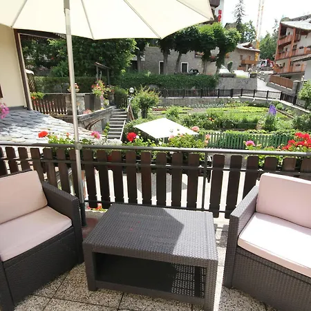 Maison Laurent מלון 3*