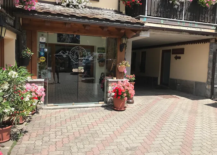 Maison Laurent Hotell 3*