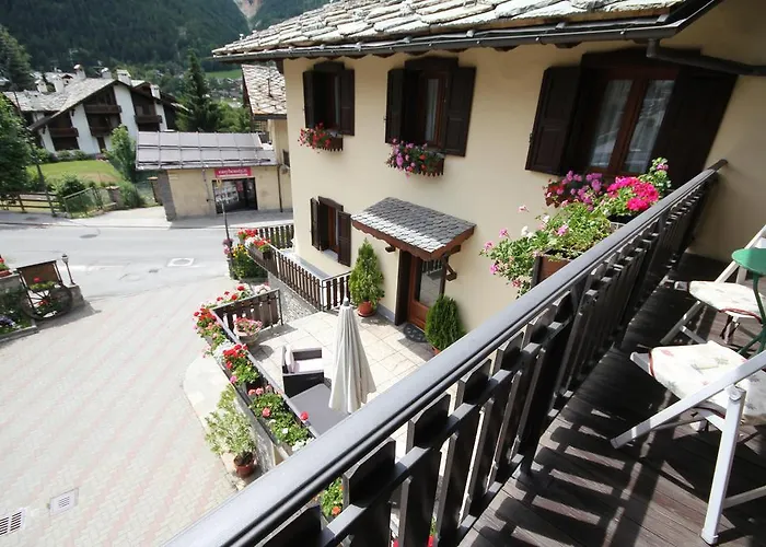 Hotell Maison Laurent 3*