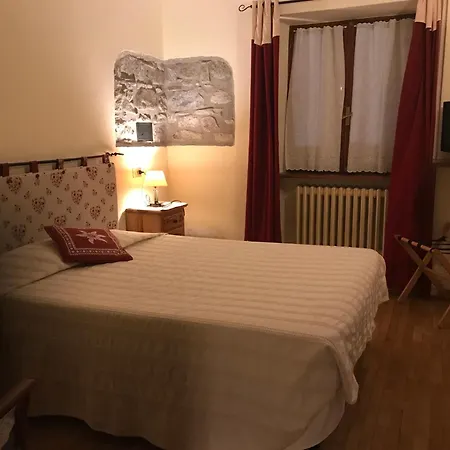 Maison Laurent Hotel 3*