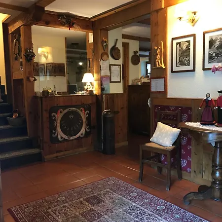 Maison Laurent فندق