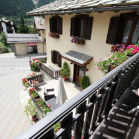 Szálloda Maison Laurent 3*