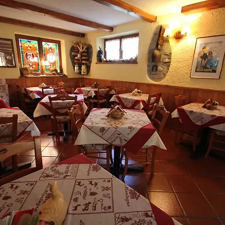 Maison Laurent فندق كورمايور