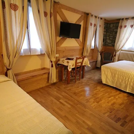 Maison Laurent Szálloda Courmayeur