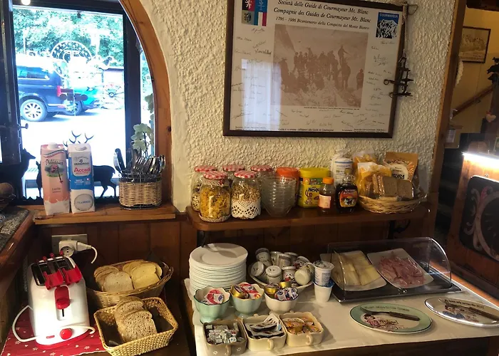 酒店 Maison Laurent 3*